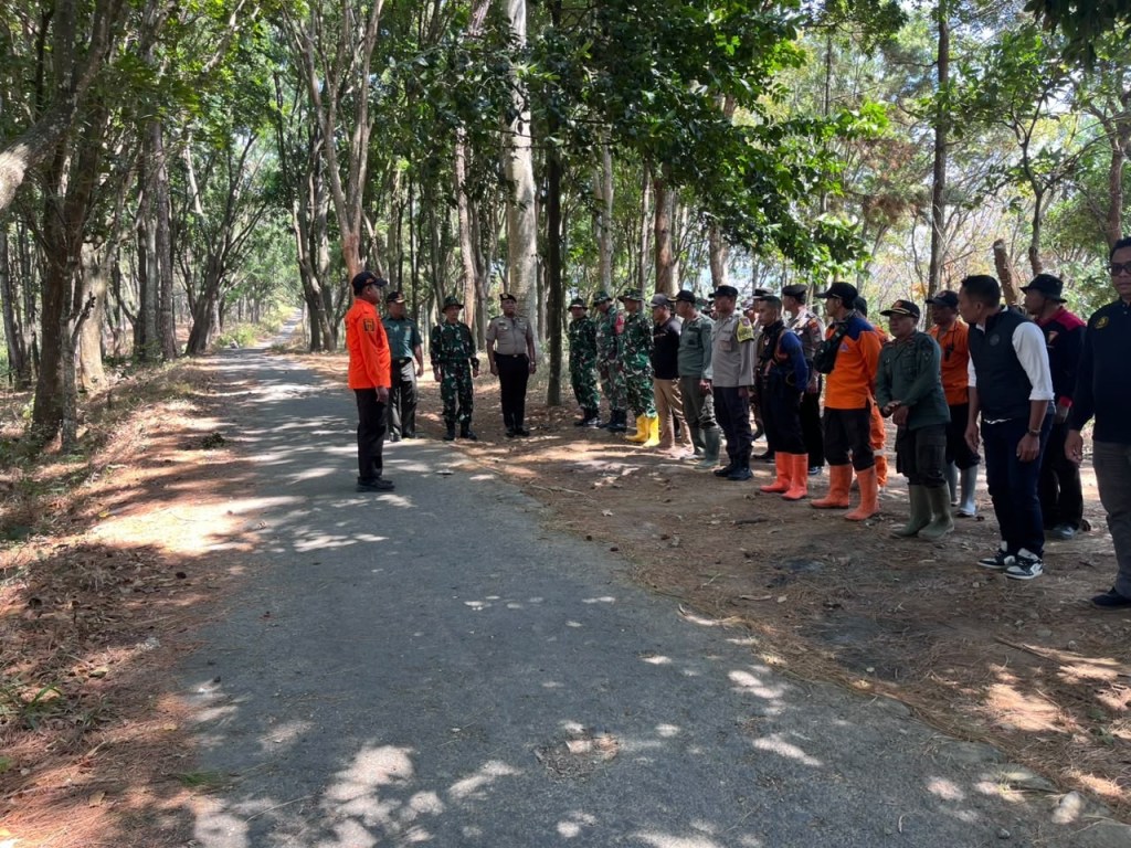 Pemkab Kediri Terjunkan Personil Pantau Dampak Kebakaran Kawasan Gunung&nbsp;Wilis